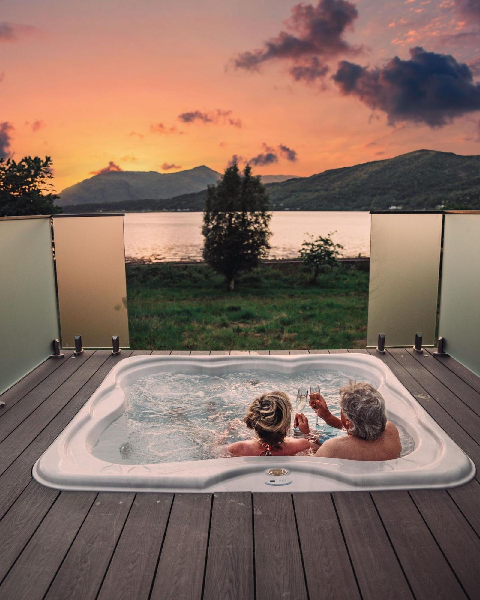 Seabeds - Luxury Lookouts With Hot Tubs Villa Glencoe Exterior photo